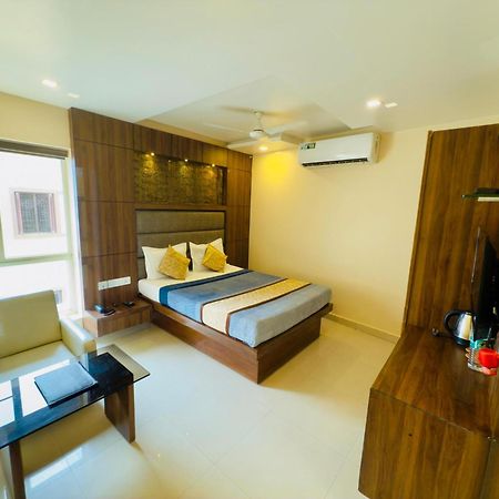 The Hydel Park - Business Class Hotel - Near Central Railway Station Ченай Екстериор снимка