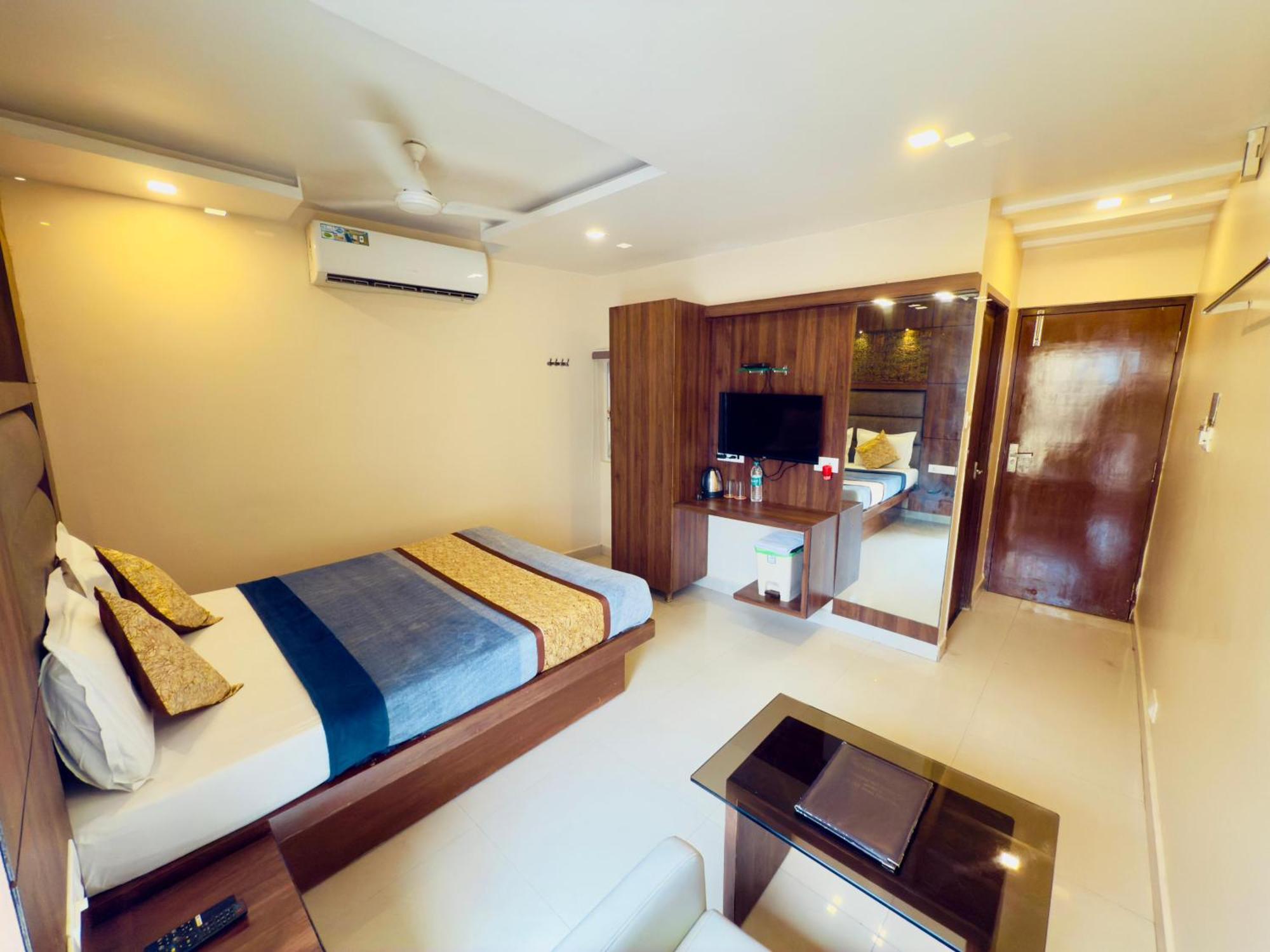 The Hydel Park - Business Class Hotel - Near Central Railway Station Ченай Екстериор снимка